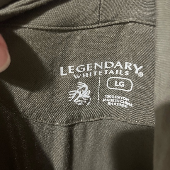 LEGENDARY WHITE TAIL SIZE LG NWOT! - Picture 5 of 6